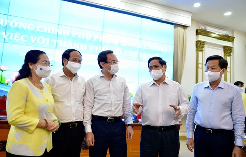 Thủ tướng làm việc với TP.HCM: Không bàn nữa. Cái gì chưa được thì đề xuất giải pháp - Ảnh 2. Thủ tướng làm việc với TP.HCM: Không bàn nữa. Cái gì chưa được thì đề xuất giải pháp - Ảnh 2.