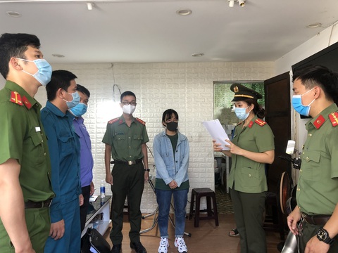Bắt 1 giám đốc giúp người nước ngoài nhập cảnh trái phép dưới vỏ ‘chuyên gia’ - Ảnh 1. Bắt 1 giám đốc giúp người nước ngoài nhập cảnh trái phép dưới vỏ ‘chuyên gia’ - Ảnh 1.