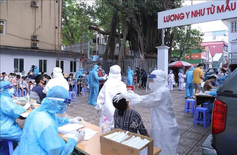 Tối 15-5, thêm 129 ca mắc COVID-19 trong nước, riêng Bắc Giang 85 ca - Ảnh 1. Tối 15-5, thêm 129 ca mắc COVID-19 trong nước, riêng Bắc Giang 85 ca - Ảnh 1.