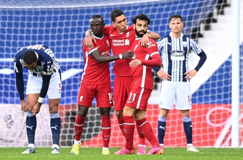 Alisson ghi bàn phút 90+5, Liverpool sống lại hi vọng dự Champions League - Ảnh 2. Alisson ghi bàn phút 90+5, Liverpool sống lại hi vọng dự Champions League - Ảnh 2.