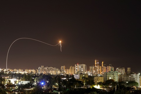 Mỹ chạy đua tìm cách tháo gỡ xung đột Israel - Palestine - Ảnh 1. Mỹ chạy đua tìm cách tháo gỡ xung đột Israel - Palestine - Ảnh 1.