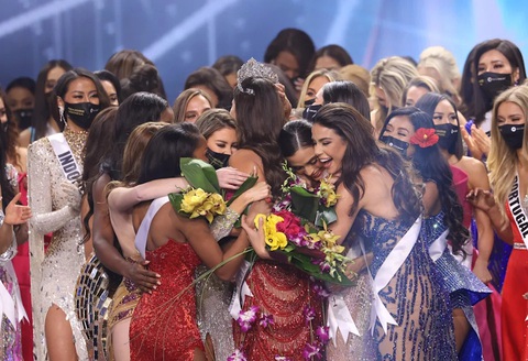Đại diện Mexico Andrea Meza trở thành Hoa hậu Hoàn vũ thế giới - Miss Universe lần thứ 69 - Ảnh 3. Đại diện Mexico Andrea Meza trở thành Hoa hậu Hoàn vũ thế giới - Miss Universe lần thứ 69 - Ảnh 3.