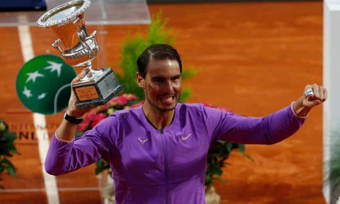 Đánh bại Djokovic, Nadal đoạt chức vô địch Rome Masters - Ảnh 2. Đánh bại Djokovic, Nadal đoạt chức vô địch Rome Masters - Ảnh 2.
