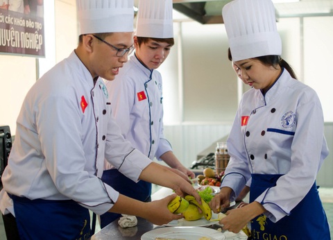 Điều cần biết khi học nghề bếp ở hướng nghiệp Việt Giao - Ảnh 2. Điều cần biết khi học nghề bếp ở hướng nghiệp Việt Giao - Ảnh 2.