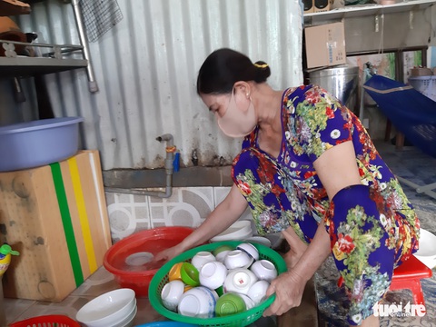 Nước sinh hoạt bỗng đục ngầu như cà phê sữa - Ảnh 5. Nước sinh hoạt bỗng đục ngầu như cà phê sữa - Ảnh 5.