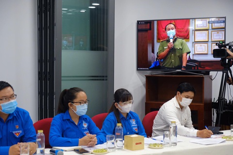 Khát vọng trong chính chúng ta là hoàn thiện mỗi ngày để làm tốt nhất việc của mình - Ảnh 9. Khát vọng trong chính chúng ta là hoàn thiện mỗi ngày để làm tốt nhất việc của mình - Ảnh 9.