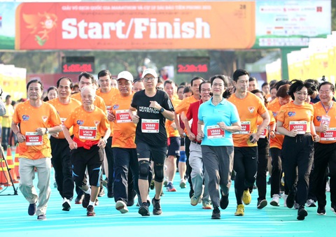 Herbalife Việt Nam đồng hành tổ chức Giải Tiền Phong Marathon 2021 - Ảnh 5. Herbalife Việt Nam đồng hành tổ chức Giải Tiền Phong Marathon 2021 - Ảnh 5.