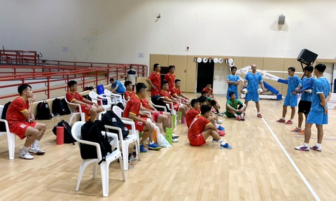 Tuyển futsal VN gia cố hàng thủ trước trận tranh vé dự World Cup 2021 - Ảnh 3. Tuyển futsal VN gia cố hàng thủ trước trận tranh vé dự World Cup 2021 - Ảnh 3.
