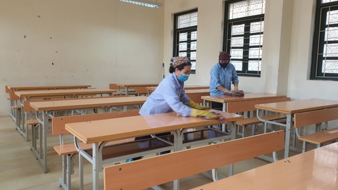 Vĩnh Phúc cho học sinh nghỉ đến hết ngày 8-5 để phòng dịch COVID-19 - Ảnh 1. Vĩnh Phúc cho học sinh nghỉ đến hết ngày 8-5 để phòng dịch COVID-19 - Ảnh 1.