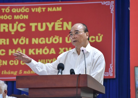 Chủ tịch nước Nguyễn Xuân Phúc: Để chiếc trực thăng mang tên TP.HCM cất cánh - Ảnh 2. Chủ tịch nước Nguyễn Xuân Phúc: Để chiếc trực thăng mang tên TP.HCM cất cánh - Ảnh 2.