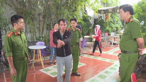 Đâm chết bạn nhậu vì xin về trước - Ảnh 1. Đâm chết bạn nhậu vì xin về trước - Ảnh 1.