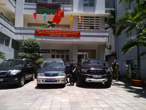 Khởi tố, bắt tạm giam nguyên phó chủ tịch tỉnh và nguyên giám đốc sở tại Khánh Hòa - Ảnh 4. Khởi tố, bắt tạm giam nguyên phó chủ tịch tỉnh và nguyên giám đốc sở tại Khánh Hòa - Ảnh 4.