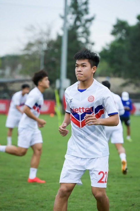 Hữu Thắng phủ nhận rời đội tuyển U22 Việt Nam vì vi phạm kỷ luật - Ảnh 1. Hữu Thắng phủ nhận rời đội tuyển U22 Việt Nam vì vi phạm kỷ luật - Ảnh 1.