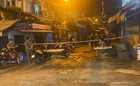 TP.HCM khoanh vùng nhiều nơi ngay trong đêm, khẩn trương truy vết - Ảnh 3. TP.HCM khoanh vùng nhiều nơi ngay trong đêm, khẩn trương truy vết - Ảnh 3.