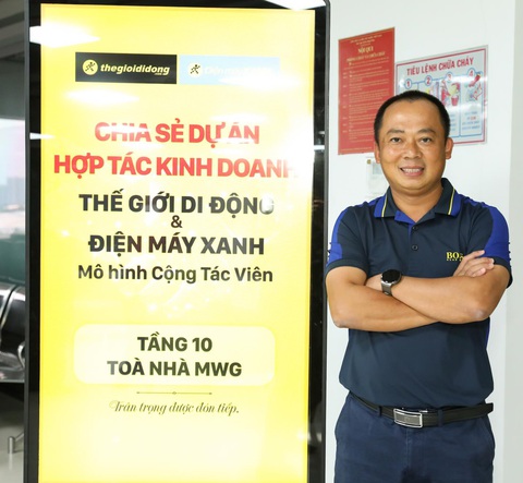 Thế Giới Di Động bắt tay tiểu thương vùng sâu bán hàng chính hãng - Ảnh 2. Thế Giới Di Động bắt tay tiểu thương vùng sâu bán hàng chính hãng - Ảnh 2.