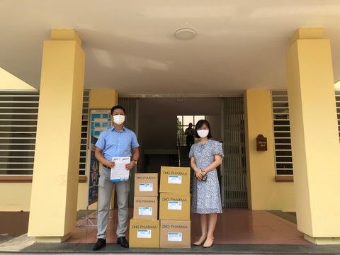 Dược Hậu Giang tiếp tục sát cánh cùng cả nước chống dịch - Ảnh 3. Dược Hậu Giang tiếp tục sát cánh cùng cả nước chống dịch - Ảnh 3.