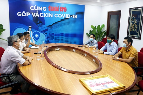 Hơn 25.000 tỉ đồng tiêm vắc xin COVID-19: Kêu gọi sự chung tay - Ảnh 1. Hơn 25.000 tỉ đồng tiêm vắc xin COVID-19: Kêu gọi sự chung tay - Ảnh 1.