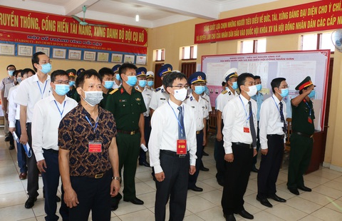 Bầu cử sớm tại huyện đảo Bạch Long Vỹ và đỉnh Lò Xo - Ảnh 1. Bầu cử sớm tại huyện đảo Bạch Long Vỹ và đỉnh Lò Xo - Ảnh 1.