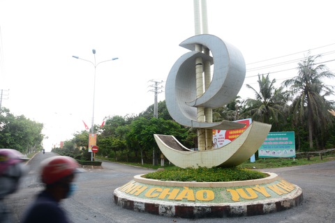 Hơn 20.000 cử tri đảo Phú Quý sẵn sàng cho ngày bầu cử - Ảnh 5. Hơn 20.000 cử tri đảo Phú Quý sẵn sàng cho ngày bầu cử - Ảnh 5.