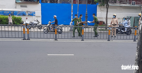 Bắt kẻ sát hại tài xế xe ôm ở TP.HCM trốn về TP Cần Thơ - Ảnh 2. Bắt kẻ sát hại tài xế xe ôm ở TP.HCM trốn về TP Cần Thơ - Ảnh 2.
