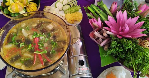 Về rừng ăn lẩu mắm U Minh - Ảnh 1. Về rừng ăn lẩu mắm U Minh - Ảnh 1.