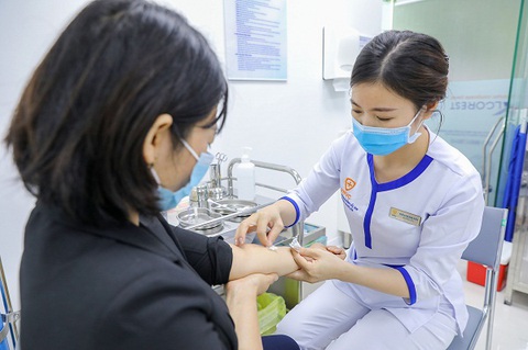 Xã hội hóa vắc xin COVID-19, Tập đoàn Novaland chung tay cùng cộng đồng lan tỏa sức mạnh - Ảnh 1. Xã hội hóa vắc xin COVID-19, Tập đoàn Novaland chung tay cùng cộng đồng lan tỏa sức mạnh - Ảnh 1.
