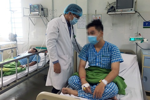 Nhập viện cấp cứu sau khi ăn đặc sản ve sầu - Ảnh 1. Nhập viện cấp cứu sau khi ăn đặc sản ve sầu - Ảnh 1.