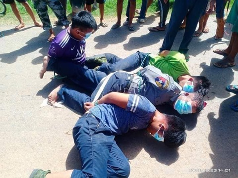 Nghi vấn lực lượng nổi dậy giết 13 cảnh sát ở Myanmar - Ảnh 1. Nghi vấn lực lượng nổi dậy giết 13 cảnh sát ở Myanmar - Ảnh 1.