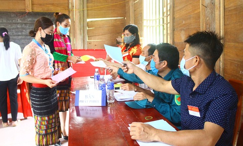 Đi bầu nhớ 5K - Ảnh 3. Đi bầu nhớ 5K - Ảnh 3.