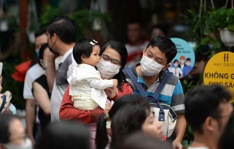 5 ngày cực khổ làm việc nhà, anh gọi điện cho vợ nói nhớ nói thương - Ảnh 1. 5 ngày cực khổ làm việc nhà, anh gọi điện cho vợ nói nhớ nói thương - Ảnh 1.