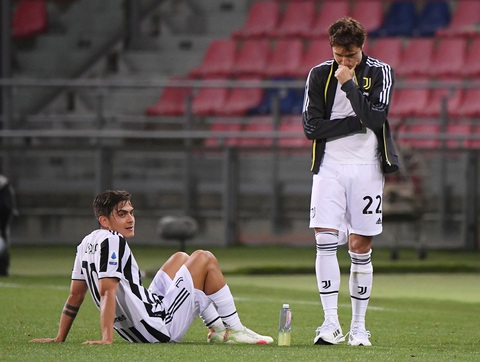 Napoli đánh rơi chiến thắng, Juventus lách khe cửa hẹp để giành vé dự Champions League - Ảnh 4. Napoli đánh rơi chiến thắng, Juventus lách khe cửa hẹp để giành vé dự Champions League - Ảnh 4.