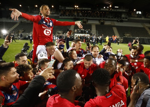 Soán ngôi gã nhà giàu PSG, Lille hoàn tất chuyện cổ tích ở Ligue 1 - Ảnh 1. Soán ngôi gã nhà giàu PSG, Lille hoàn tất chuyện cổ tích ở Ligue 1 - Ảnh 1.