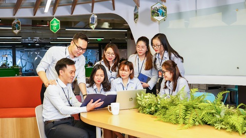 NovaGroup tuyển dụng 100.000 nhân sự từ nay đến năm 2025 - Ảnh 2. NovaGroup tuyển dụng 100.000 nhân sự từ nay đến năm 2025 - Ảnh 2.