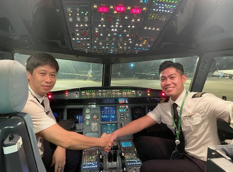 Phan Anh Tuấn - chàng cơ phó sớm chinh phục ước mơ ở tuổi 22 - Ảnh 3. Phan Anh Tuấn - chàng cơ phó sớm chinh phục ước mơ ở tuổi 22 - Ảnh 3.