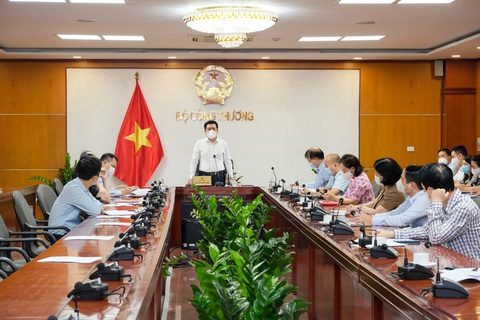 Đẩy mạnh hỗ trợ và hướng dẫn doanh nghiệp, người trồng tiêu thụ vải online - Ảnh 1. Đẩy mạnh hỗ trợ và hướng dẫn doanh nghiệp, người trồng tiêu thụ vải online - Ảnh 1.