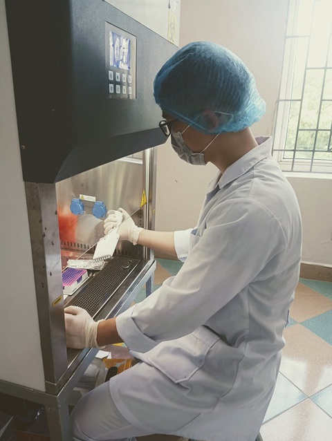 Nhật ký của người lính quân y trong tâm dịch: Cuộc chiến này, chúng ta nhất định sẽ thắng - Ảnh 4. Nhật ký của người lính quân y trong tâm dịch: Cuộc chiến này, chúng ta nhất định sẽ thắng - Ảnh 4.