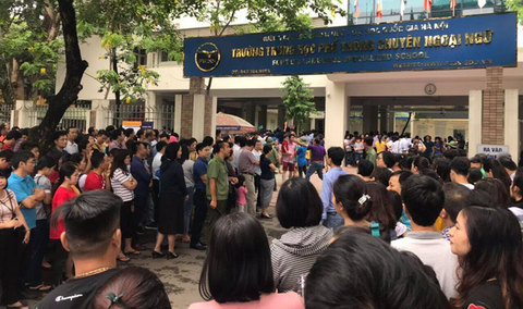 Các trường ‘hot’ ở Hà Nội lùi tuyển sinh đầu cấp, có trường cho thi trực tuyến - Ảnh 1. Các trường ‘hot’ ở Hà Nội lùi tuyển sinh đầu cấp, có trường cho thi trực tuyến - Ảnh 1.