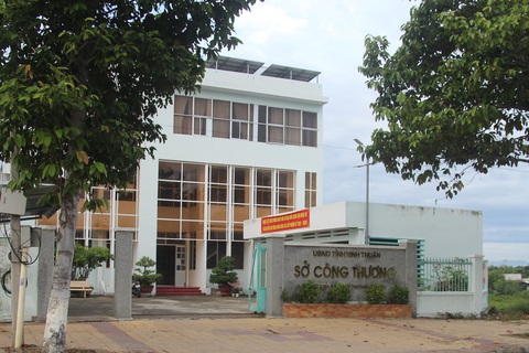 Ninh Thuận kiểm điểm Sở Công thương vì thiếu trách nhiệm chống dịch - Ảnh 1. Ninh Thuận kiểm điểm Sở Công thương vì thiếu trách nhiệm chống dịch - Ảnh 1.