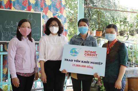 Home Credit Việt Nam hỗ trợ vốn khởi nghiệp cho phụ nữ - Ảnh 1. Home Credit Việt Nam hỗ trợ vốn khởi nghiệp cho phụ nữ - Ảnh 1.