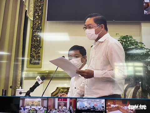 TP.HCM tính toán giãn cách xã hội nơi có nguy cơ cao, tạm dừng hoạt động hớt tóc, gội đầu - Ảnh 2. TP.HCM tính toán giãn cách xã hội nơi có nguy cơ cao, tạm dừng hoạt động hớt tóc, gội đầu - Ảnh 2.
