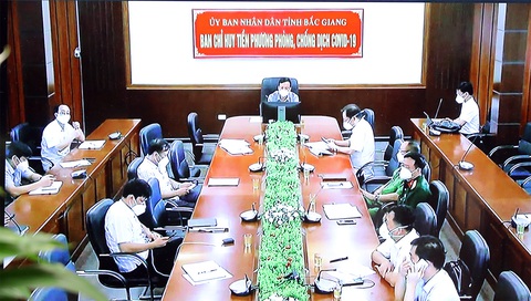 ‘Không được có suy nghĩ dịch chỉ có ở các khu công nghiệp, không ở tỉnh mình’ - Ảnh 2. ‘Không được có suy nghĩ dịch chỉ có ở các khu công nghiệp, không ở tỉnh mình’ - Ảnh 2.