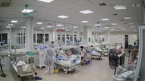 Bệnh viện trung ương thiếu thiết bị, vật tư điều trị COVID-19 do thủ tục? - Ảnh 1. Bệnh viện trung ương thiếu thiết bị, vật tư điều trị COVID-19 do thủ tục? - Ảnh 1.