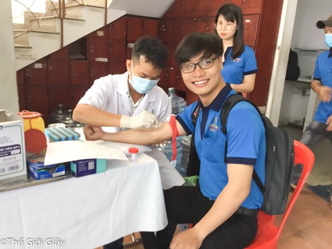 Thế Giới Giấy tài trợ tiêm vắc xin phòng ngừa COVID-19 cho nhân viên - Ảnh 2. Thế Giới Giấy tài trợ tiêm vắc xin phòng ngừa COVID-19 cho nhân viên - Ảnh 2.