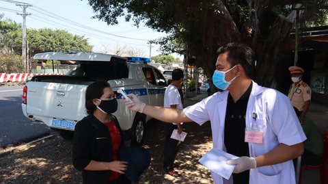 Bình Phước dừng xe chở khách trong tỉnh để phòng chống dịch - Ảnh 2. Bình Phước dừng xe chở khách trong tỉnh để phòng chống dịch - Ảnh 2.