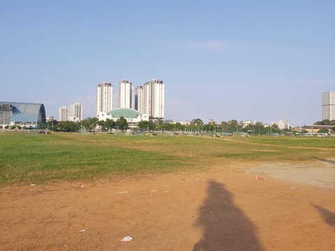 Sau ồn ào trên mạng, sân Phú Thọ đã dọn sạch rác đêm Tri âm của Mỹ Tâm - Ảnh 2. Sau ồn ào trên mạng, sân Phú Thọ đã dọn sạch rác đêm Tri âm của Mỹ Tâm - Ảnh 2.