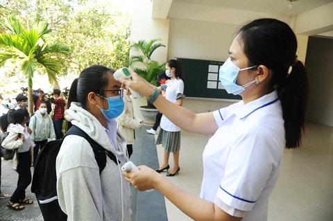 Thêm nhiều tỉnh, thành cho học sinh tạm dừng đến trường, nghỉ hè sớm - Ảnh 2. Thêm nhiều tỉnh, thành cho học sinh tạm dừng đến trường, nghỉ hè sớm - Ảnh 2.