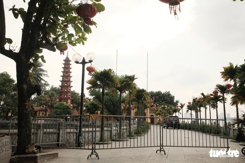 Chúng tôi đã quen với việc đóng cửa khi có dịch - Ảnh 2. Chúng tôi đã quen với việc đóng cửa khi có dịch - Ảnh 2.