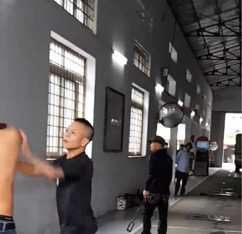 Trung tâm Đăng kiểm xe cơ giới Thái Bình bị tố gọi dân xã hội đến đánh chủ xe - Ảnh 1. Trung tâm Đăng kiểm xe cơ giới Thái Bình bị tố gọi dân xã hội đến đánh chủ xe - Ảnh 1.