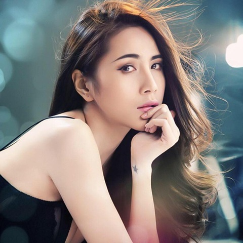FC Thủy Tiên nói việc chuyển khoản nhầm 30 triệu; nghệ sĩ giữ sức khỏe mùa dịch - Ảnh 1. FC Thủy Tiên nói việc chuyển khoản nhầm 30 triệu; nghệ sĩ giữ sức khỏe mùa dịch - Ảnh 1.
