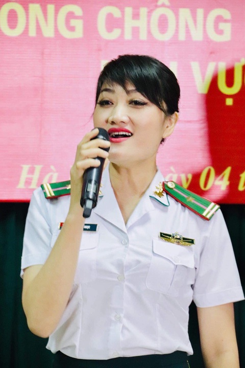 Video ca khúc Lời ru nơi tuyến đầu làm rưng rưng lòng người - Ảnh 3. Video ca khúc Lời ru nơi tuyến đầu làm rưng rưng lòng người - Ảnh 3.